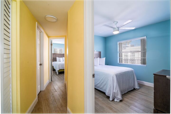 Room 42 of 76