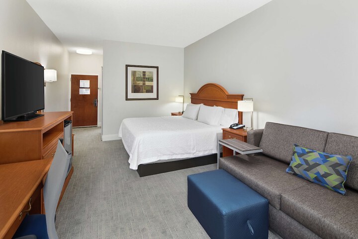Hampton Inn Atlanta - Newnan