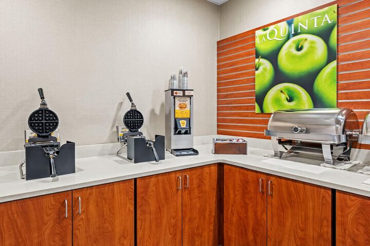La Quinta Inn & Suites by Wyndham Boone University