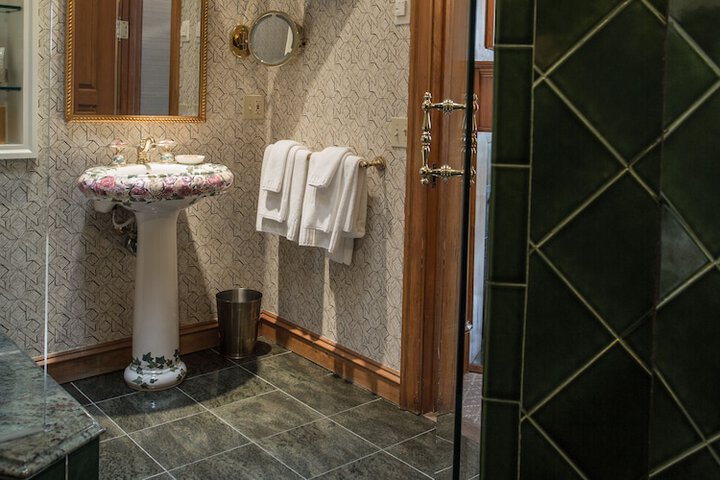 The Chanler at Cliff Walk