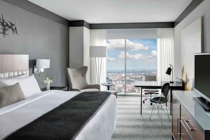 Room 43 of 94