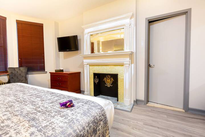 Room 45 of 60