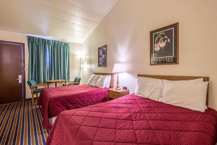 Rodeway Inn