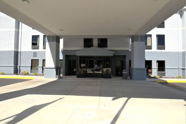 Hotel 2 of 29