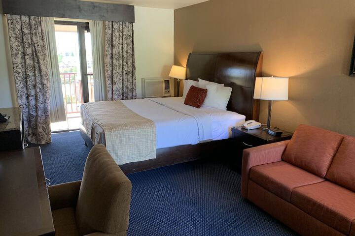 Room 16 of 24
