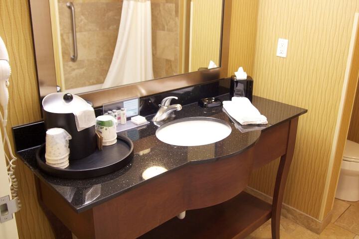 Hampton Inn & Suites Watertown