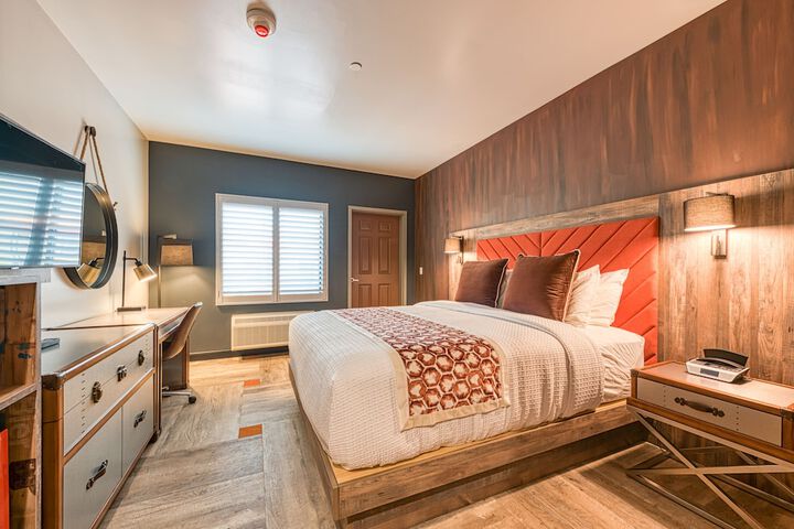Room 41 of 66