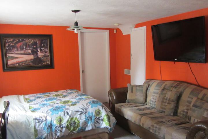The New Elgin Motel