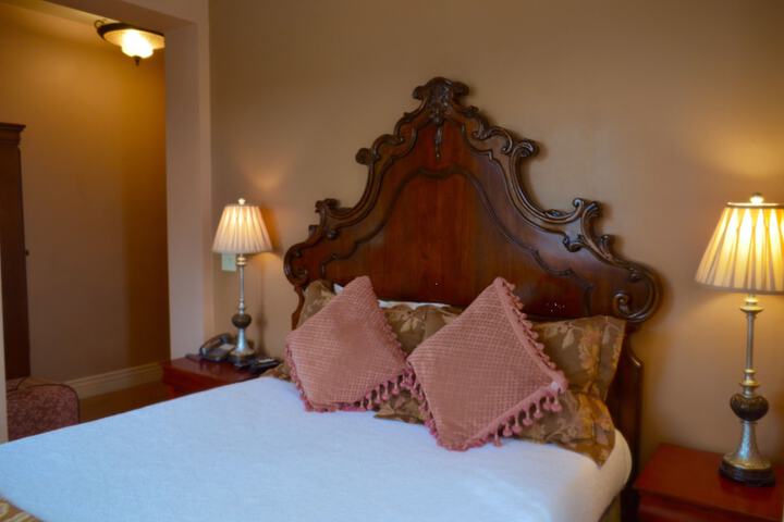 Room 13 of 130