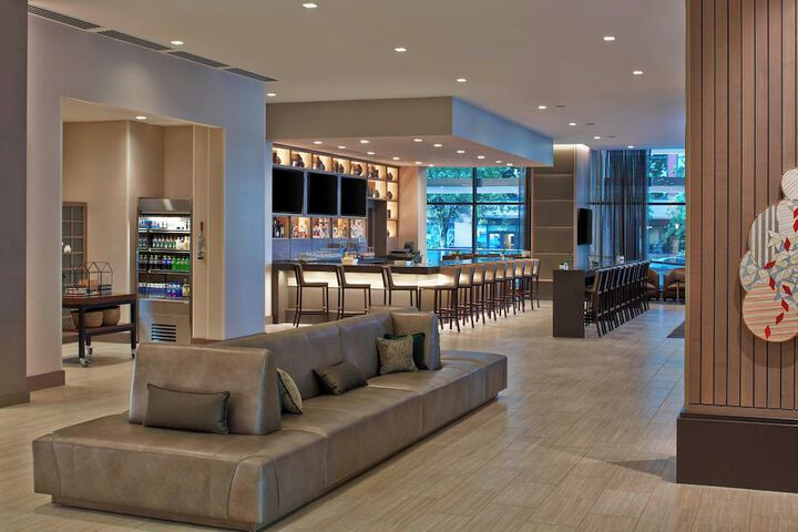AC Hotel by Marriott Seattle Bellevue / Downtown