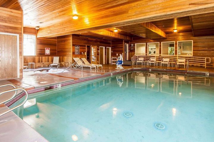 Comfort Suites Clackamas
