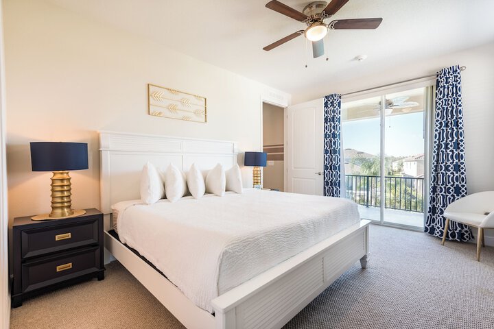 Encore Resort and Water Park at Reunion by Rentyl
