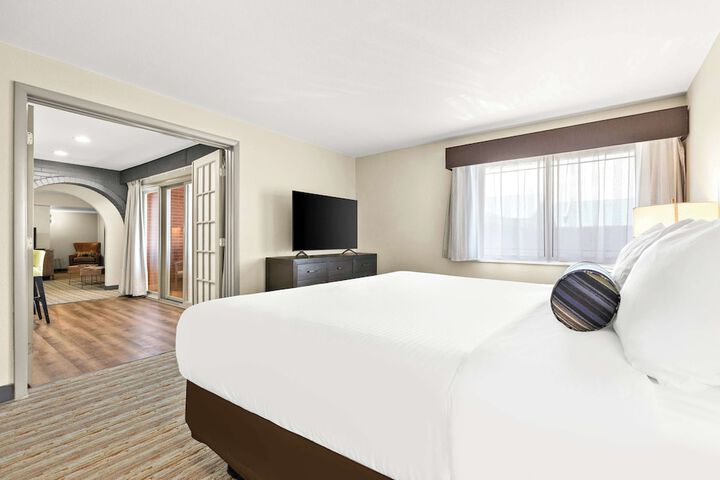 Room 40 of 71