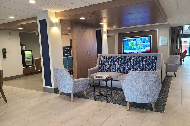 Holiday Inn Express & Suites Ft. Lauderdale N - Exec Airport by IHG