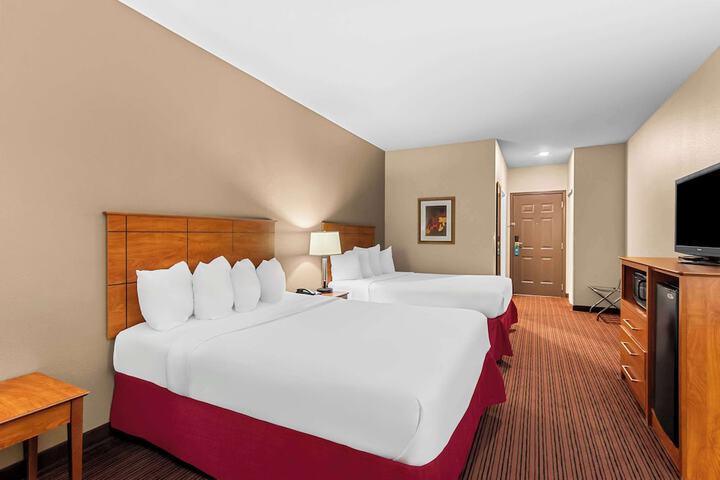 Room 17 of 39