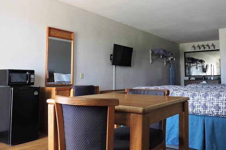 Riata Inn