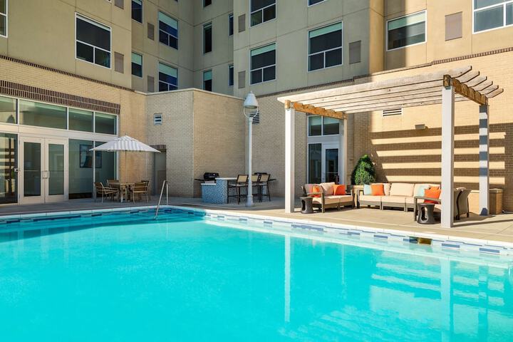 Pool 2 of 37