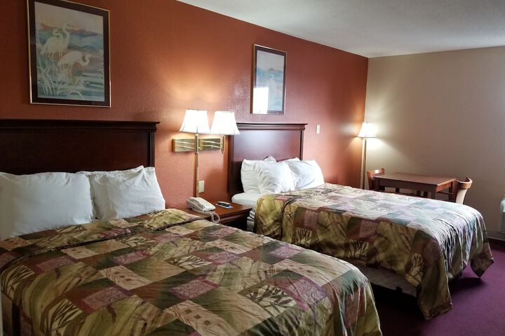 Briarwood Inn