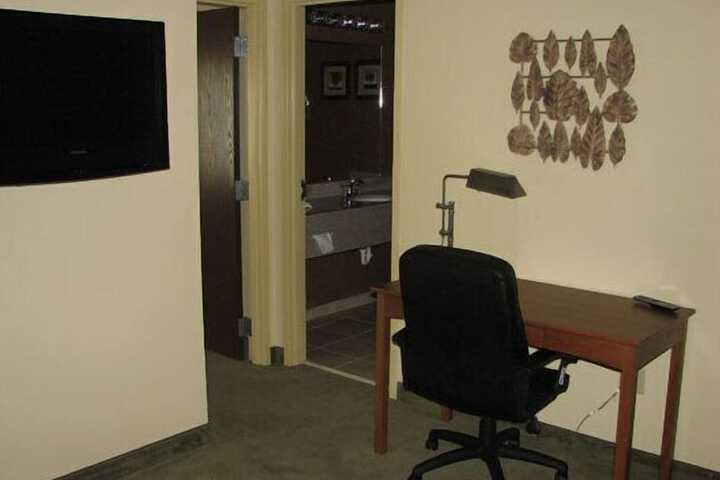 Randolph Inn and Suites