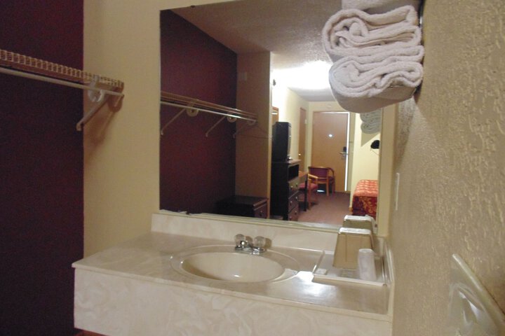 Room 42 of 45