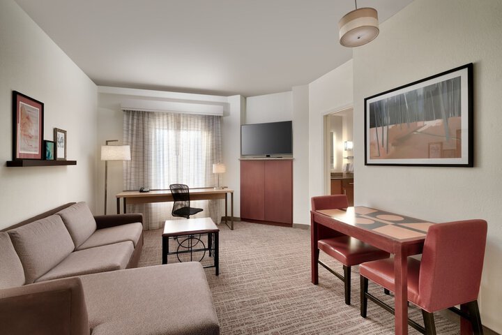Room 21 of 47