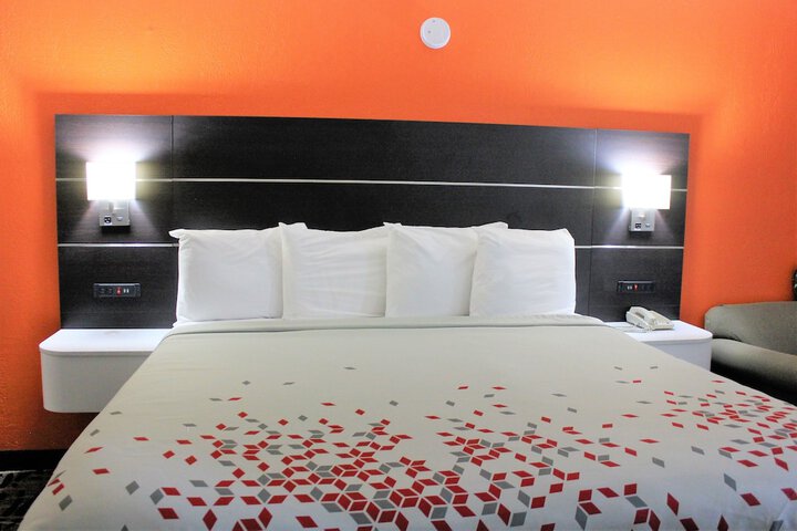 Room 14 of 23
