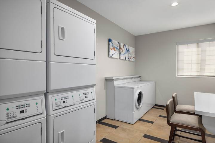 Candlewood Suites Alexandria by IHG