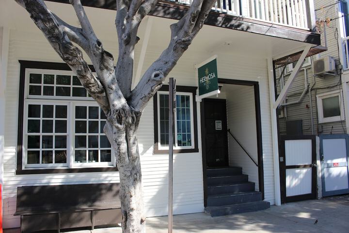Hotel 7 of 55