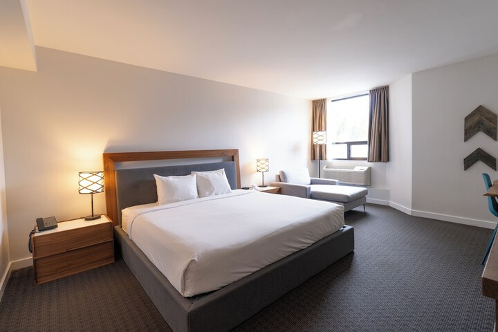 Adara Hotel