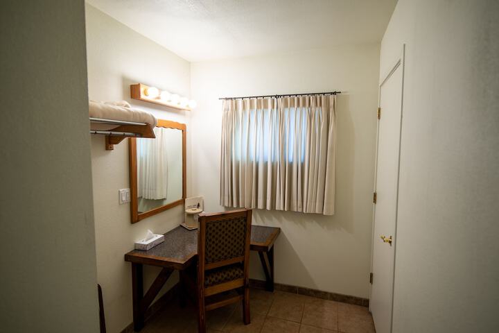 Room 21 of 31