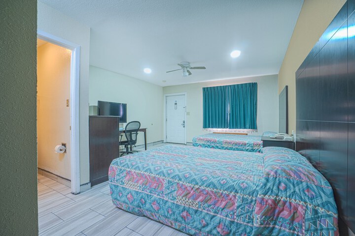 Room 58 of 70