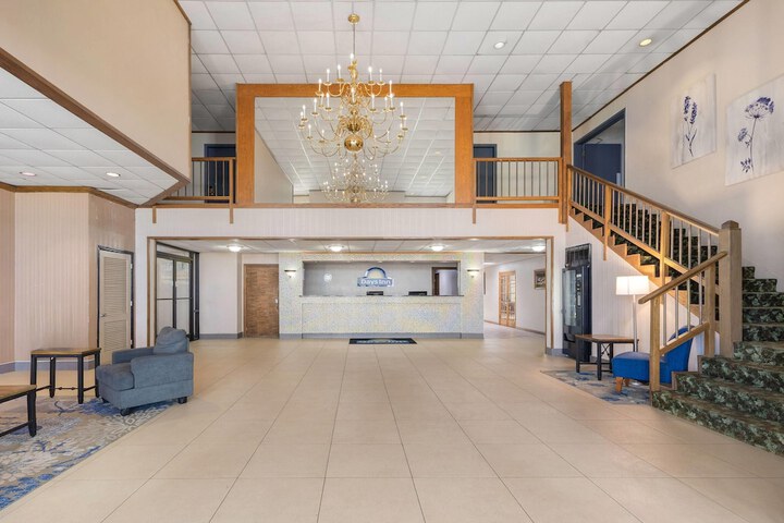 Days Inn by Wyndham Madisonville