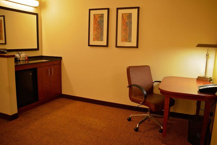 Room 15 of 34