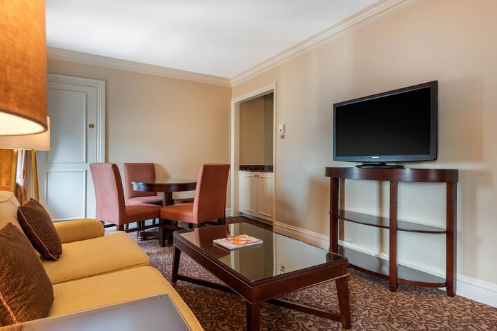 Omni William Penn Hotel