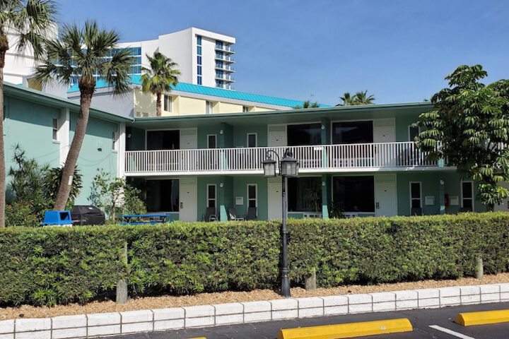 Hotel 12 of 55