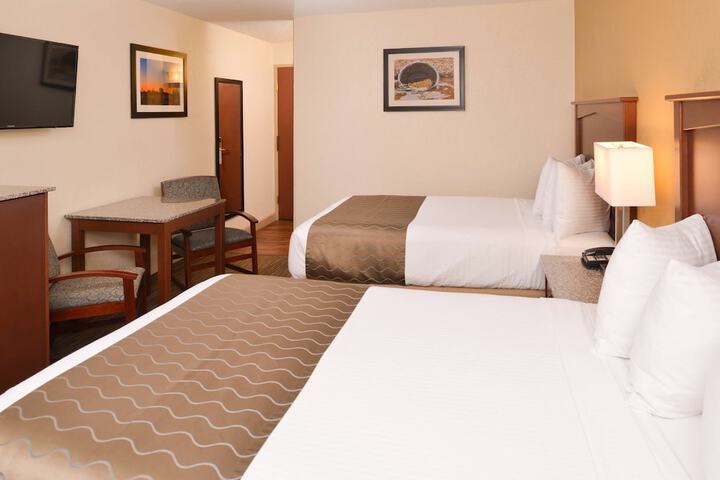 Room 34 of 40