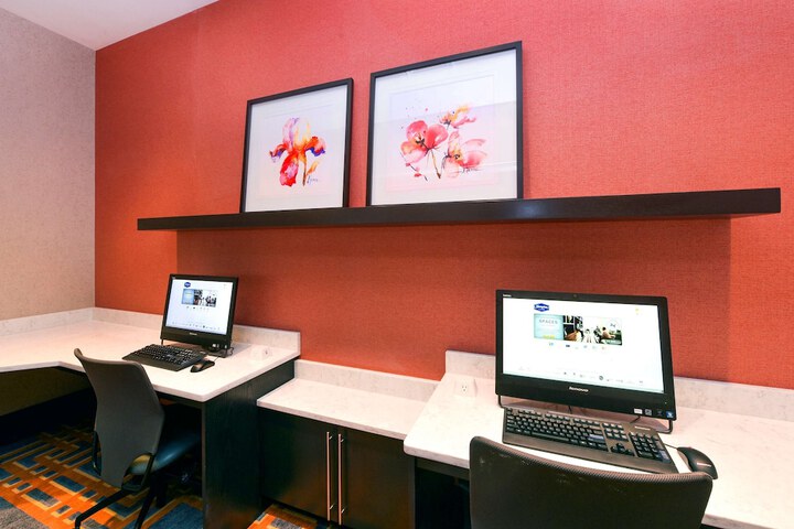 Business Center 46 of 46