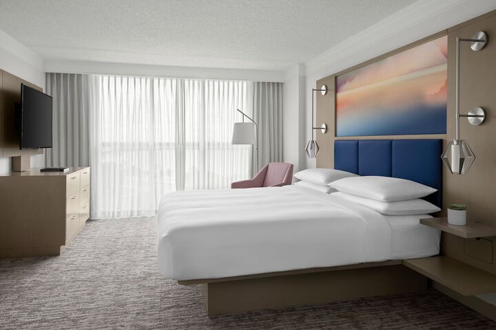 Room 48 of 104