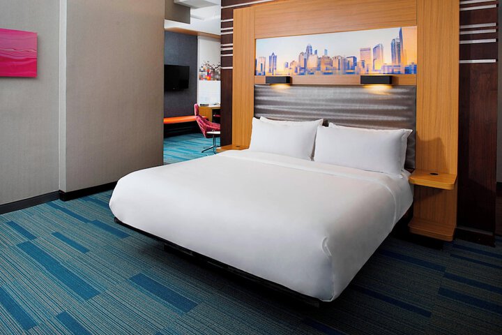 Aloft by Marriott Charlotte City Center
