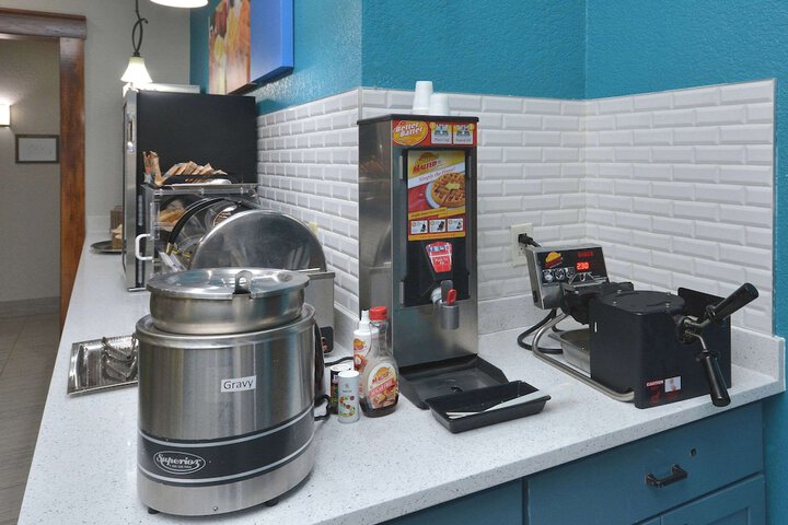 Breakfast/Coffee Service 104 of 118