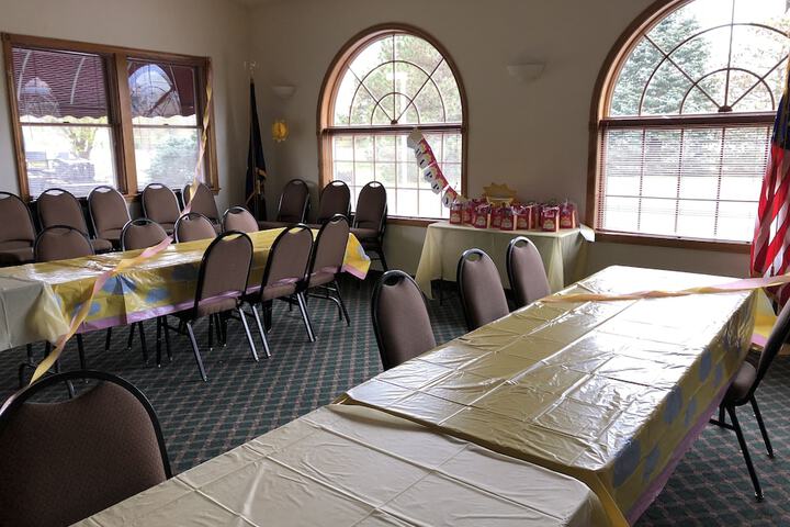 Ballroom/Hall 43 of 62