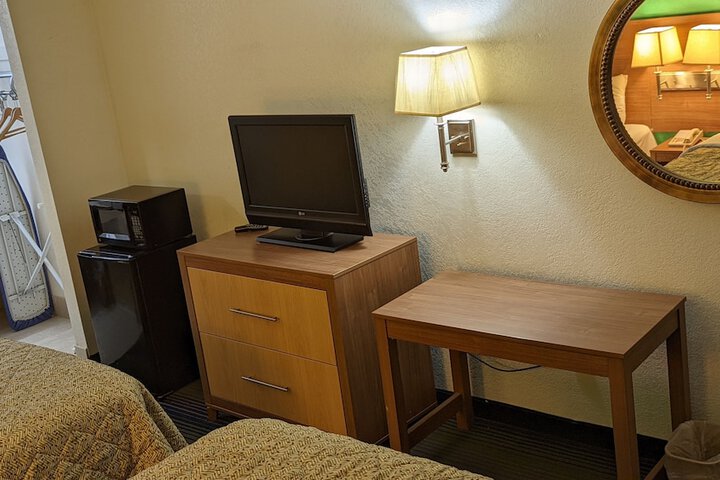 Budget Host Inn