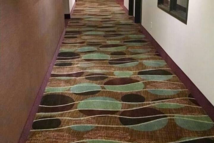 Ballroom/Hall 85 of 102