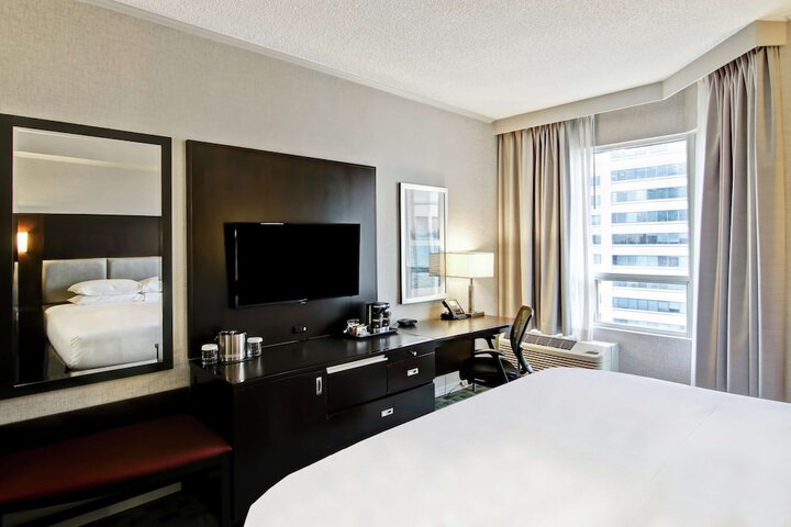 Room 21 of 116