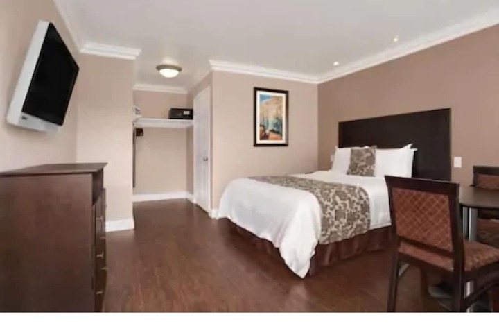 Lotus of Lompoc - a Great Hospitality Inn
