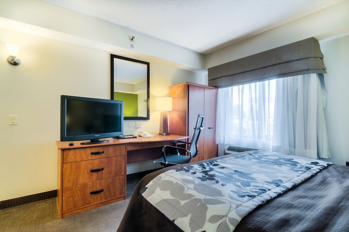 Room 20 of 48