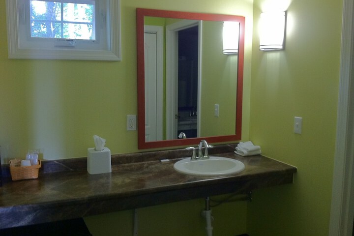 Room 15 of 42
