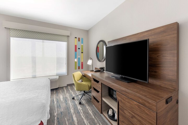 Room 6 of 29