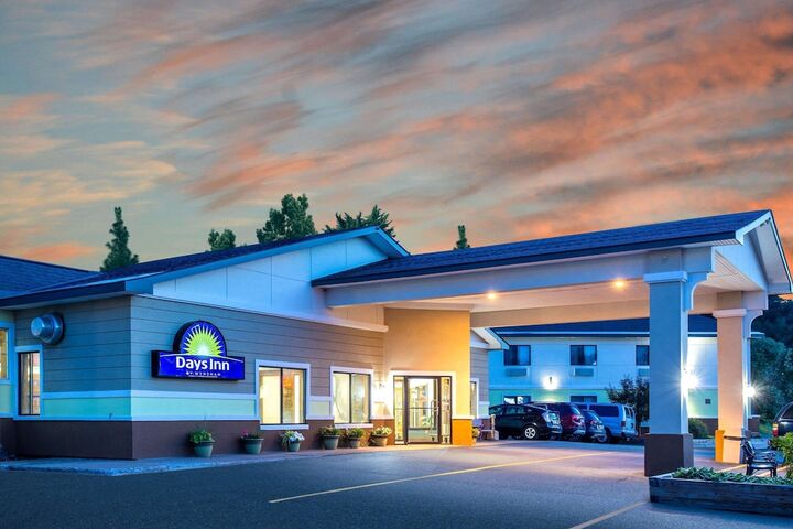 Hotel 3 of 63