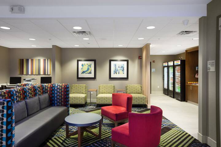 Hotel 6 of 33